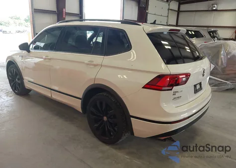 2021 Volkswagen Tiguan 2.0T Se/2.0T Se R-Line Black/2.0T Sel z USA, uszkodzony, nr VIN 3VV3B7AX7MM089999